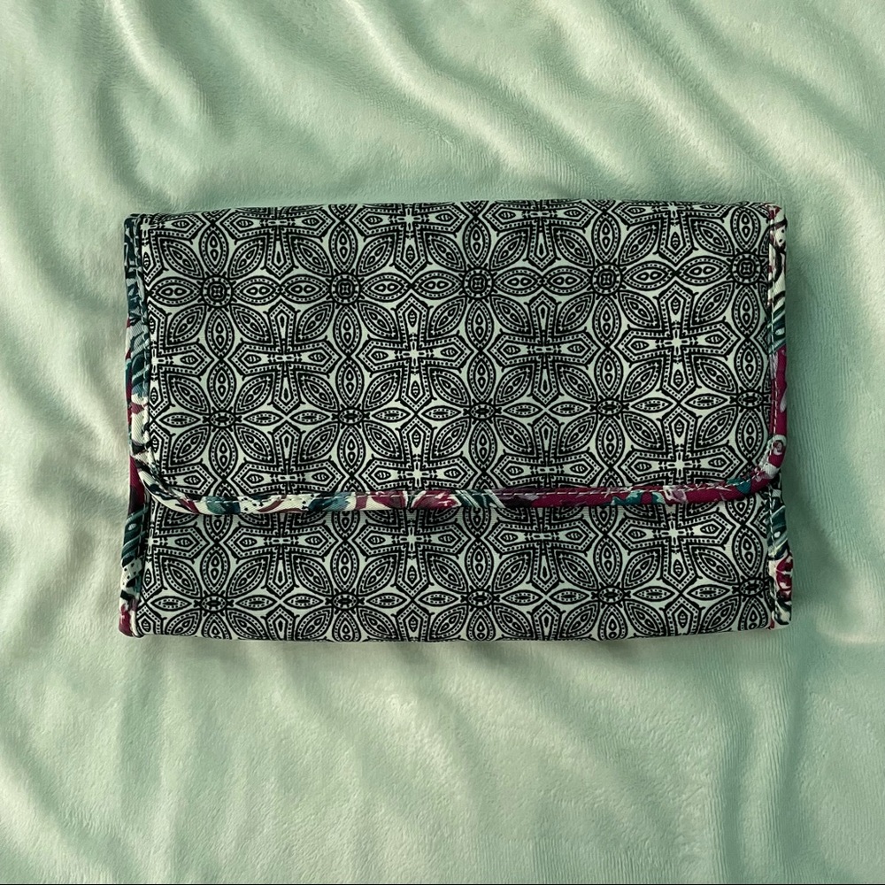 Travel Toiletries Organizer